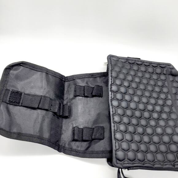 The Bump Black Hexagon Bag Bubble Mini Zip Closure Wristlet Pouch Bag - Picture 5 of 9